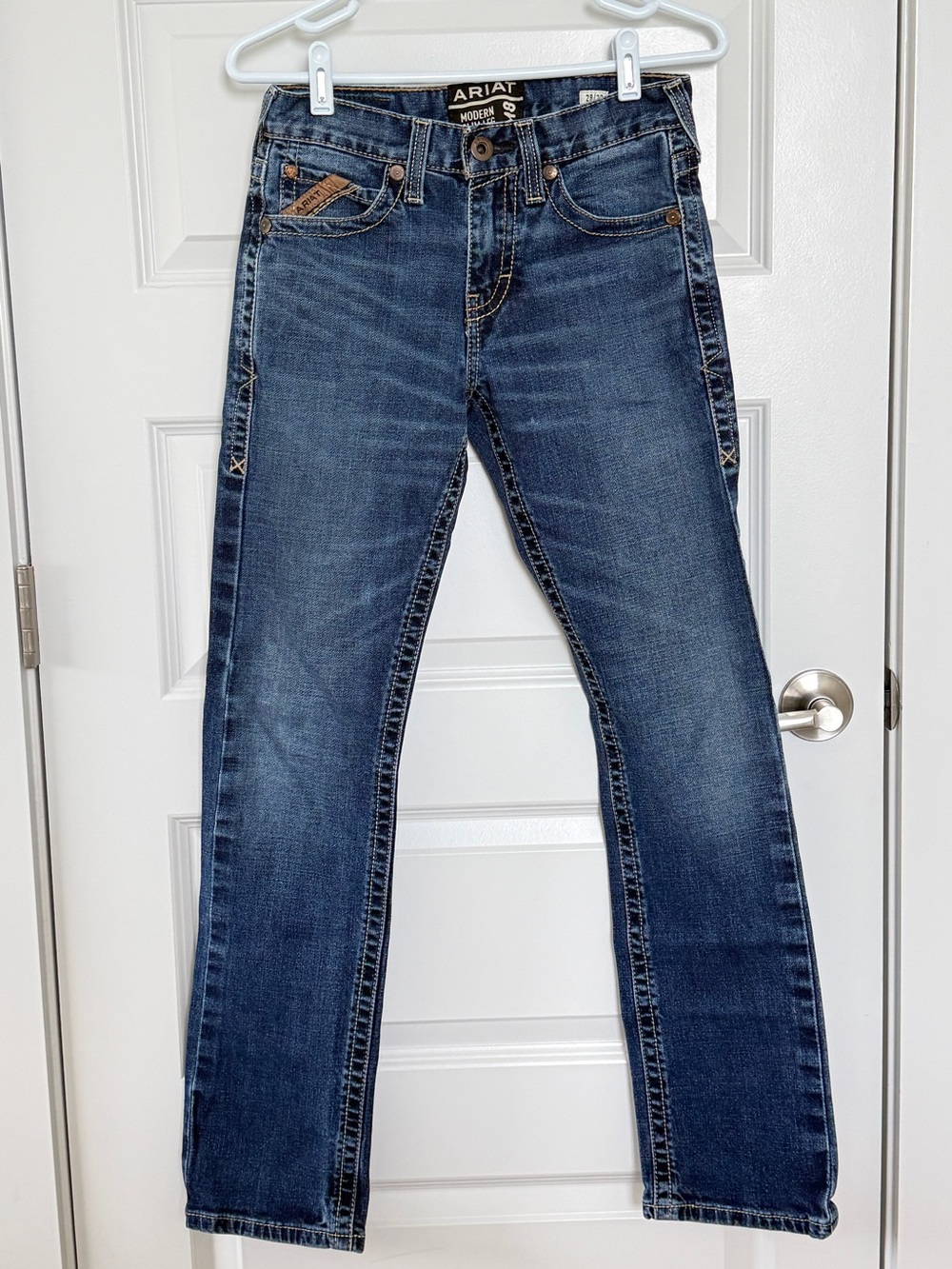 Ariat M8 Gunner Modern Slim Leg Jeans Men’s 28x32 Dark Wash Denim Western